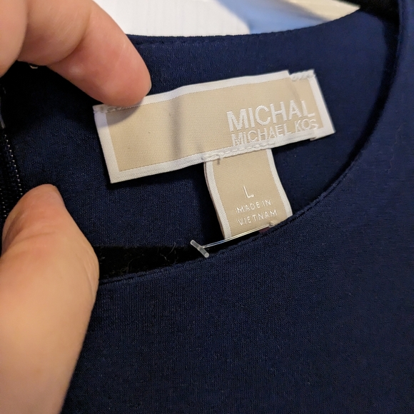 Micheal kors navy sheath dress NWOT - Picture 4 of 5
